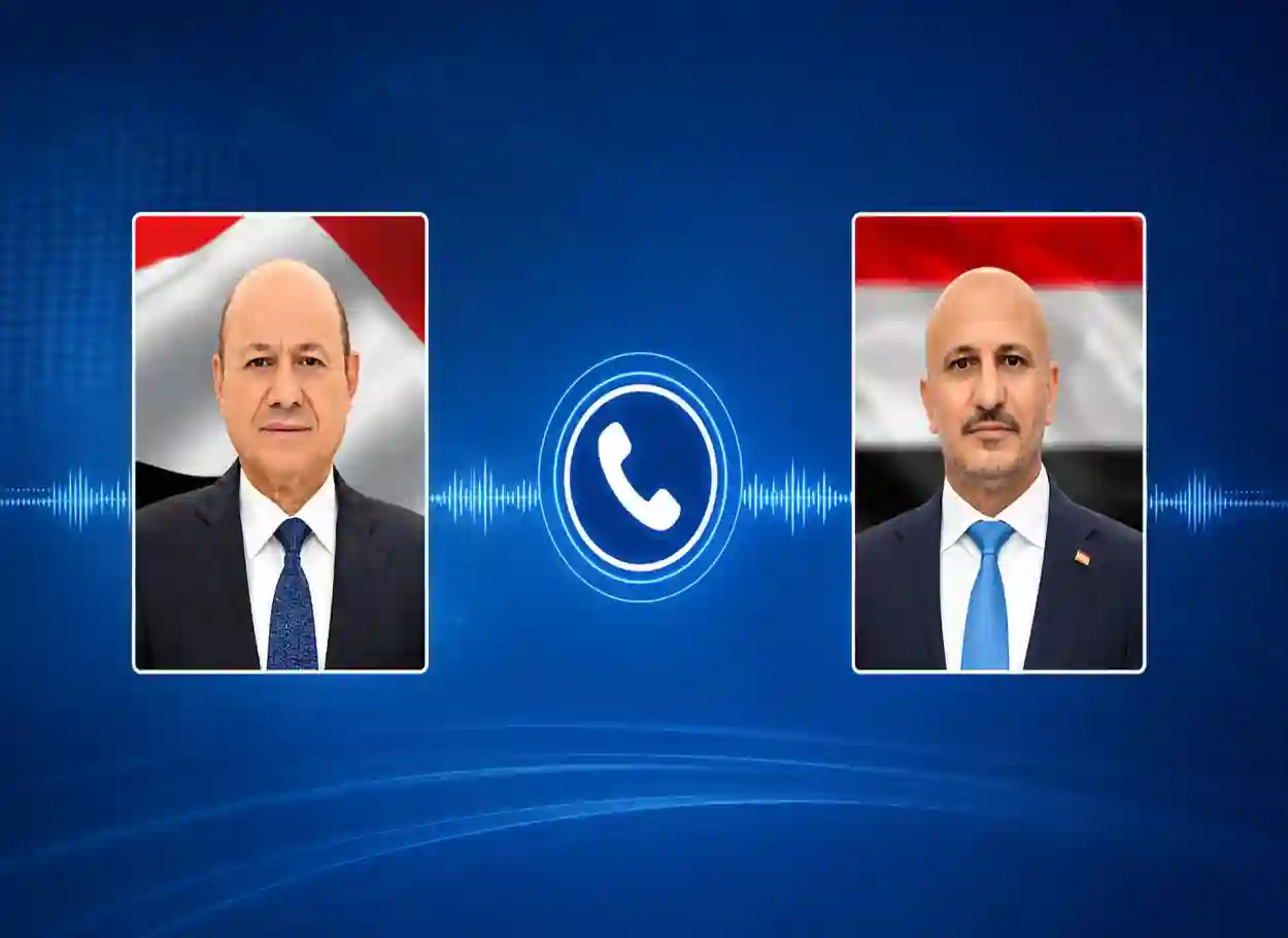 الفريق طارق صالح يتبادل التهاني بعيد الأضحى مع رئيس مجلس القيادة الرئاسي